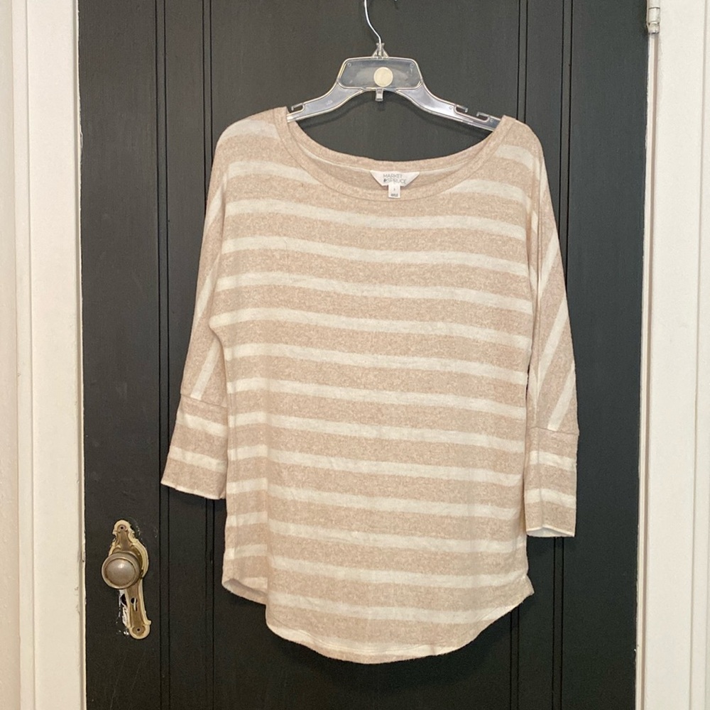 Market and Spruce knit shirt